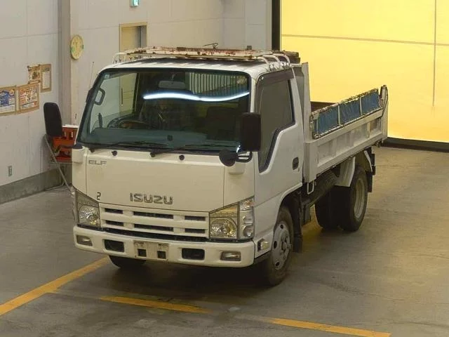 Isuzu Elf 2014
