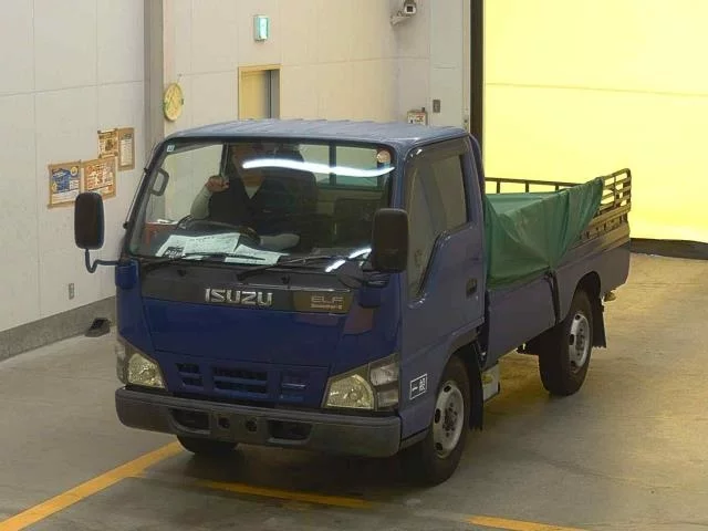 Isuzu Elf  с аукциона в Японии