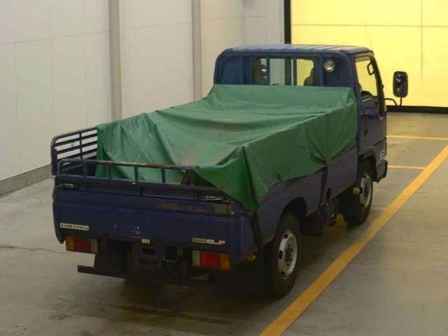 Isuzu Elf  с аукциона в Японии