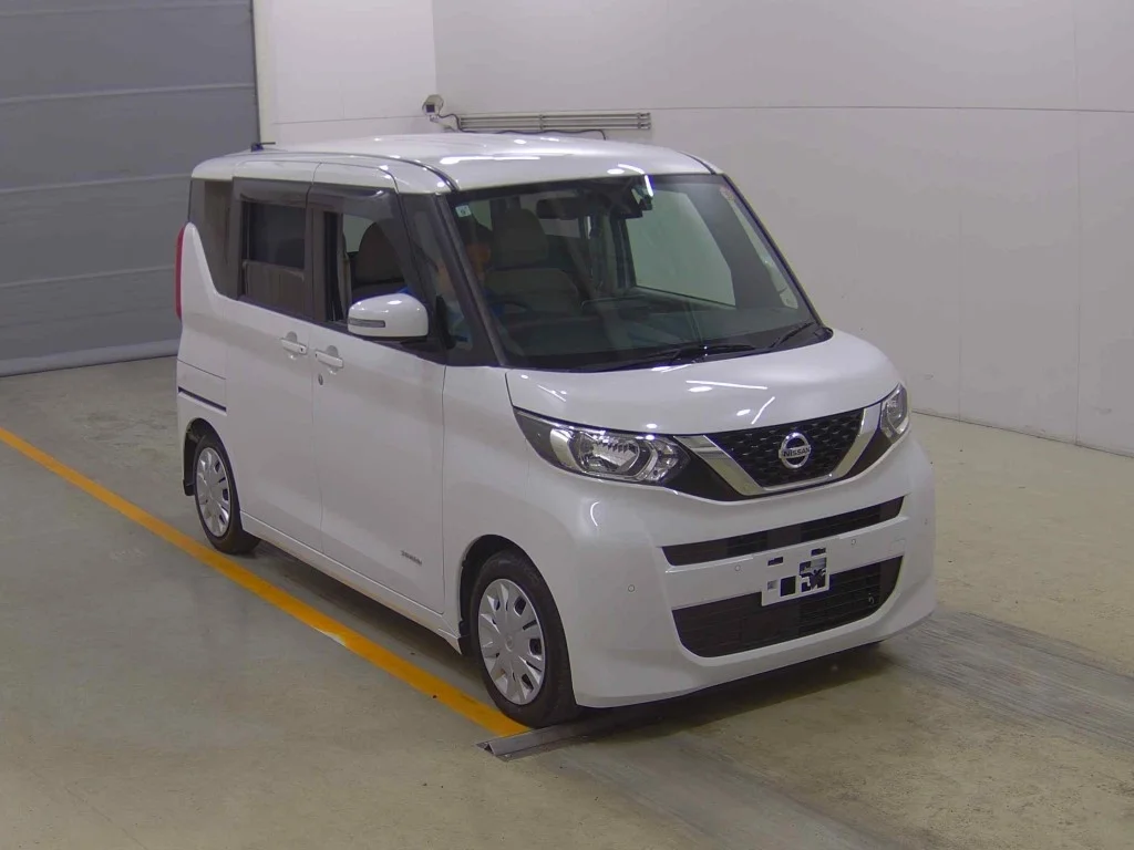 Nissan Roox 2021