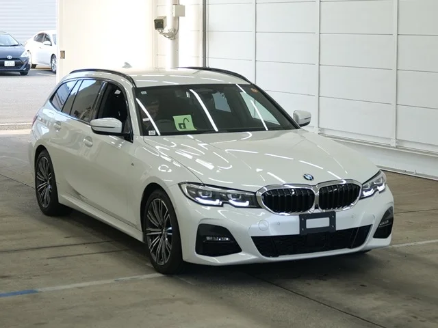BMW 3-Series 2021