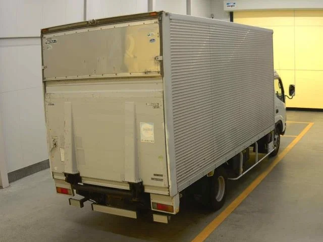 Hino Dutro  с аукциона в Японии
