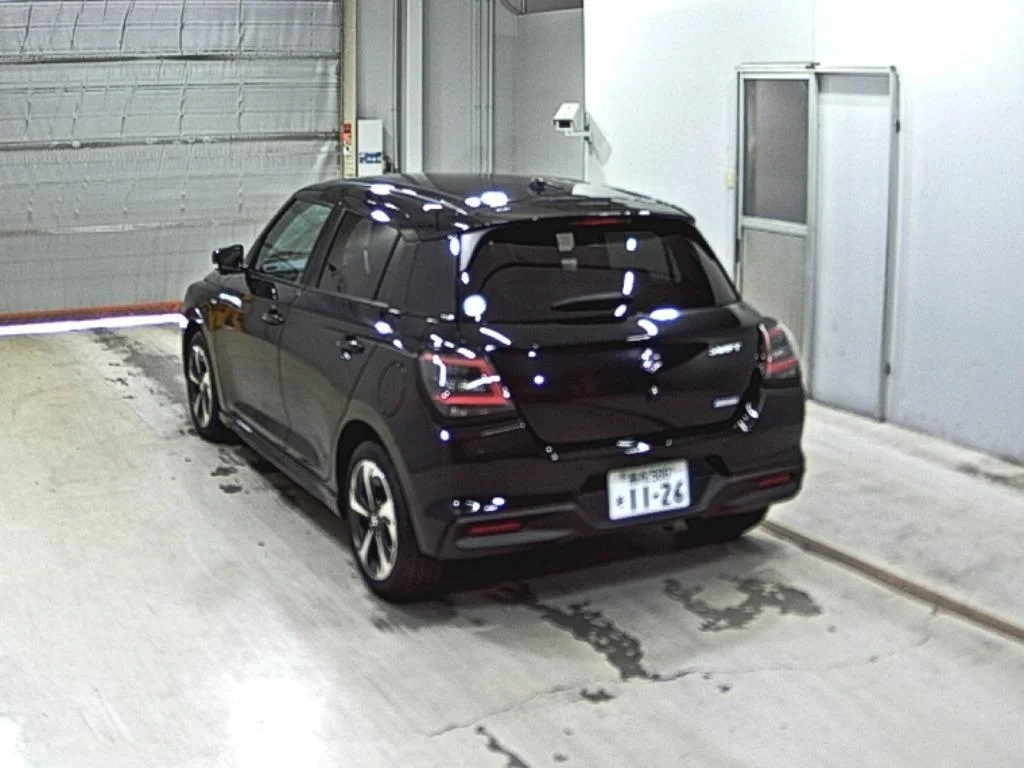 Suzuki Swift  с аукциона в Японии