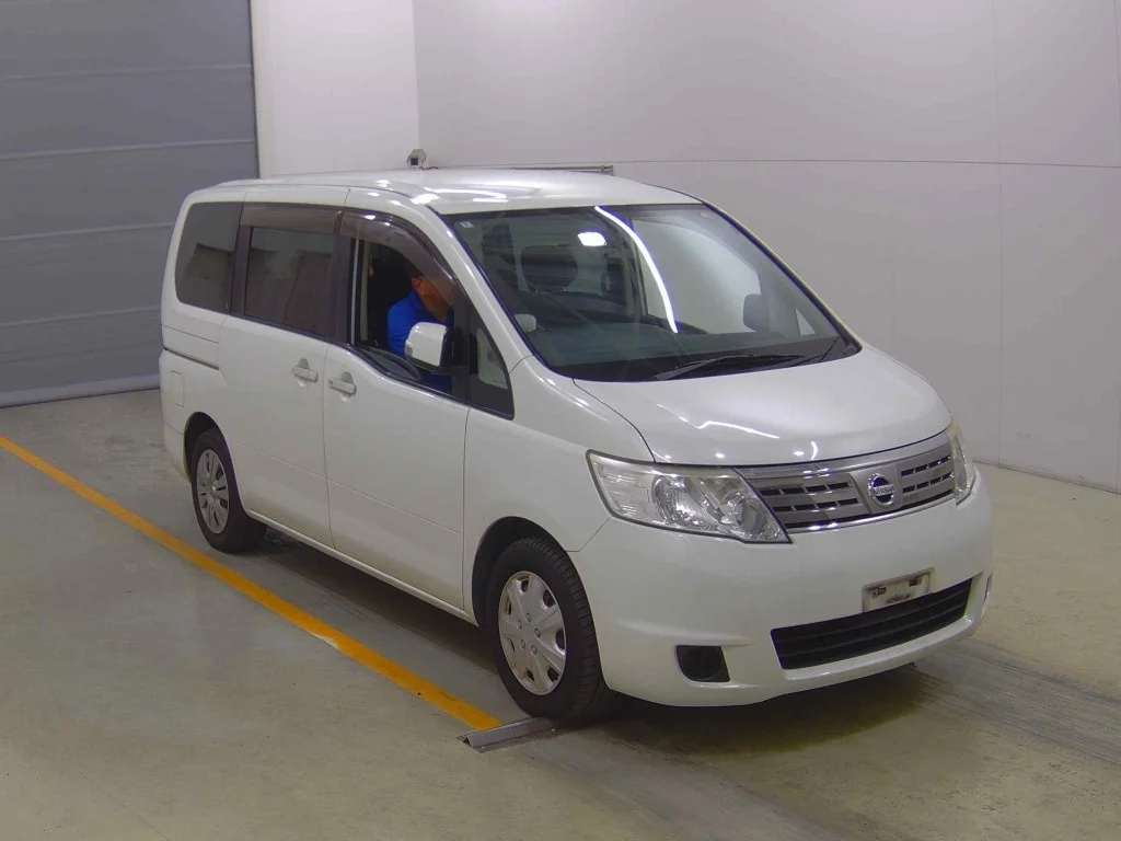 Nissan Serena 2008