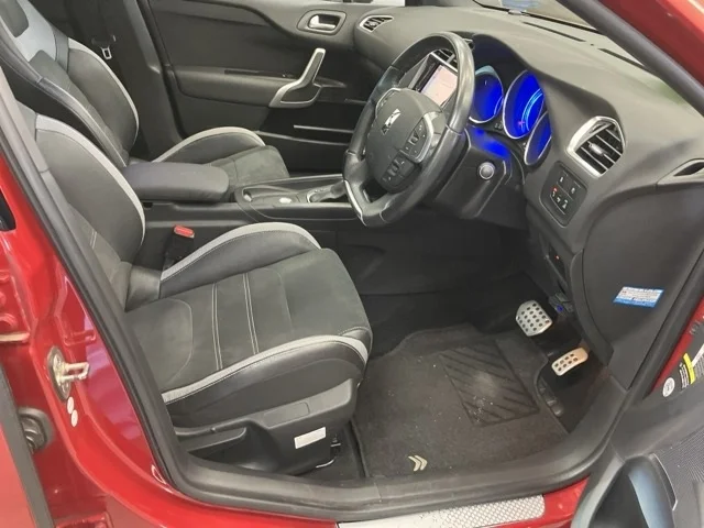 Citroen DS4  с аукциона в Японии