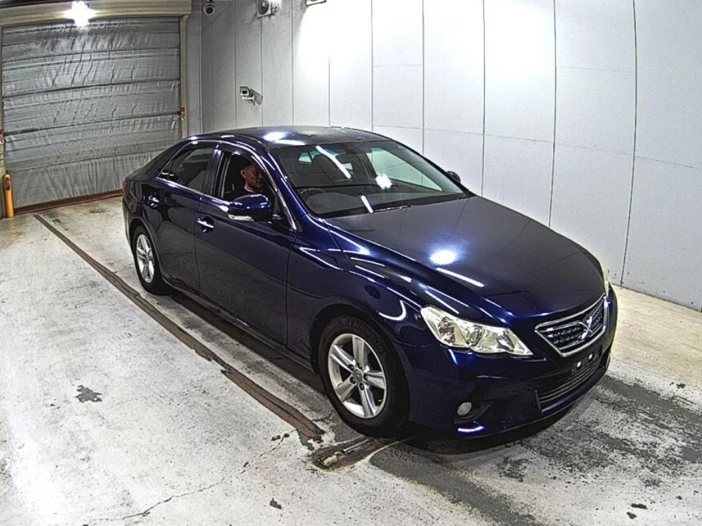 Toyota Mark X 2011