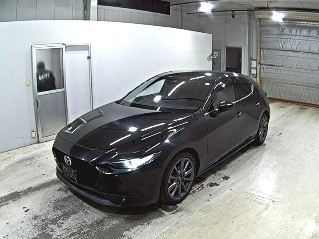 Mazda Mazda3  с аукциона в Японии