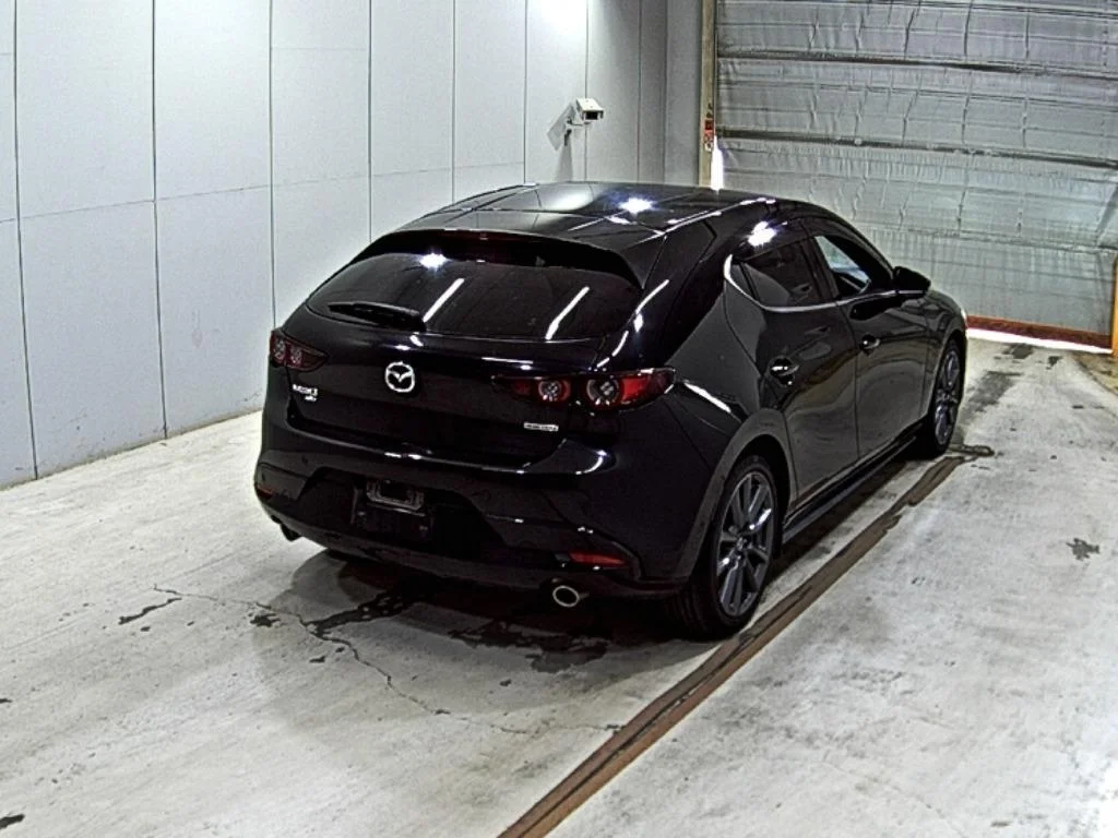 Mazda Mazda3  с аукциона в Японии