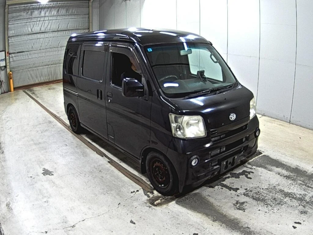 Daihatsu Hijet Cargo 2012
