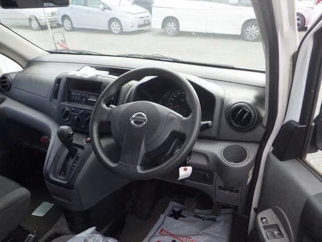 Nissan NV200 2017