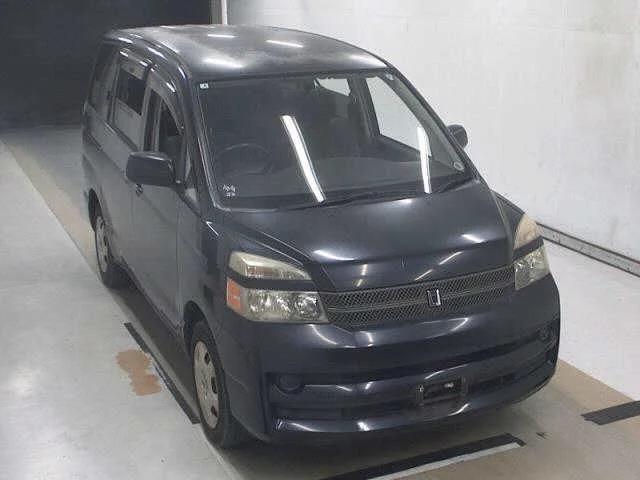 Toyota Voxy 2005