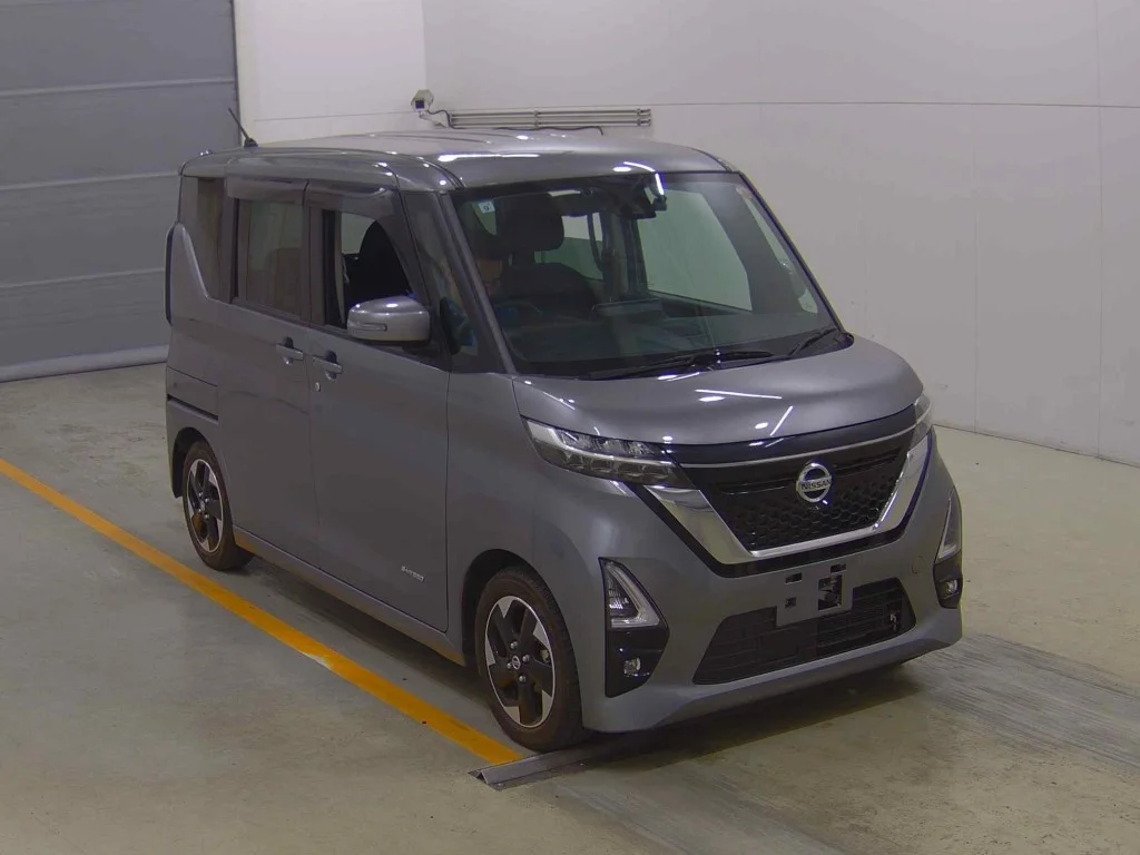 Nissan Roox 2021