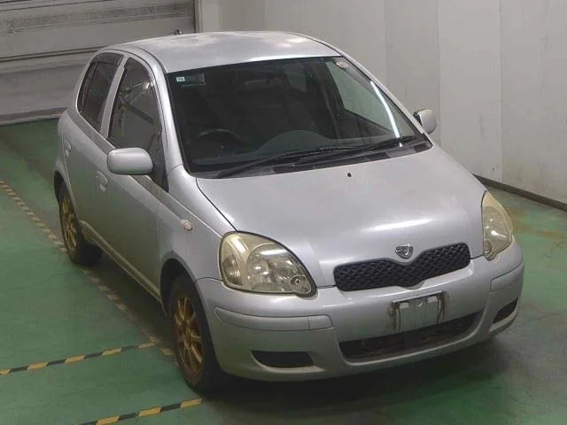 Toyota Vitz 2004