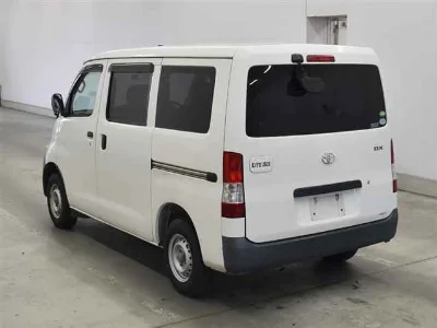 Toyota LiteAce Van