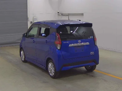 Статистика аукционов Nissan Dayz