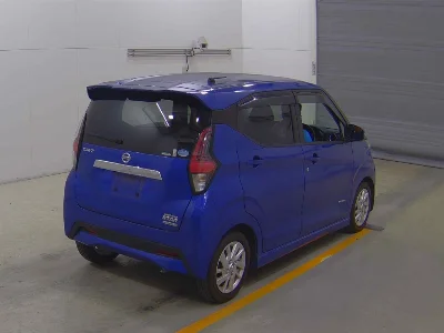 Статистика аукционов Nissan Dayz