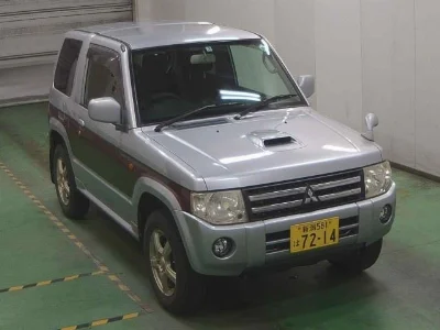 MITSUBISHI PAJERO MINI