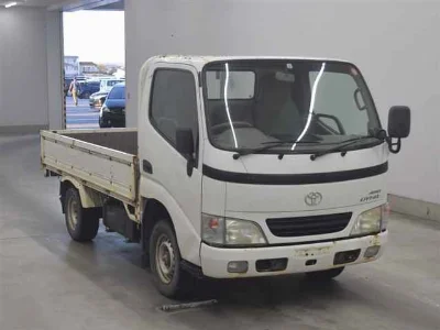 TOYOTA DYNA