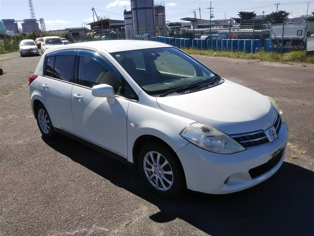 Nissan Tiida 2009