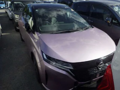 Nissan Aura