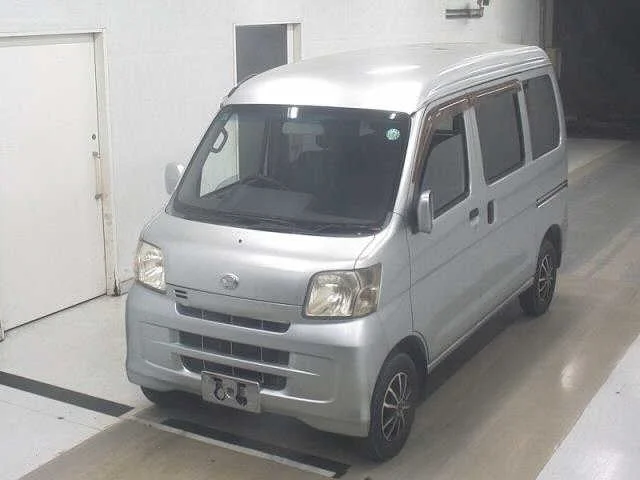 Daihatsu Hijet Cargo  с аукциона в Японии