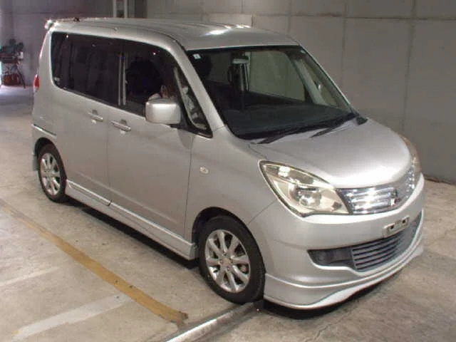 Mitsubishi Delica D:2 2013