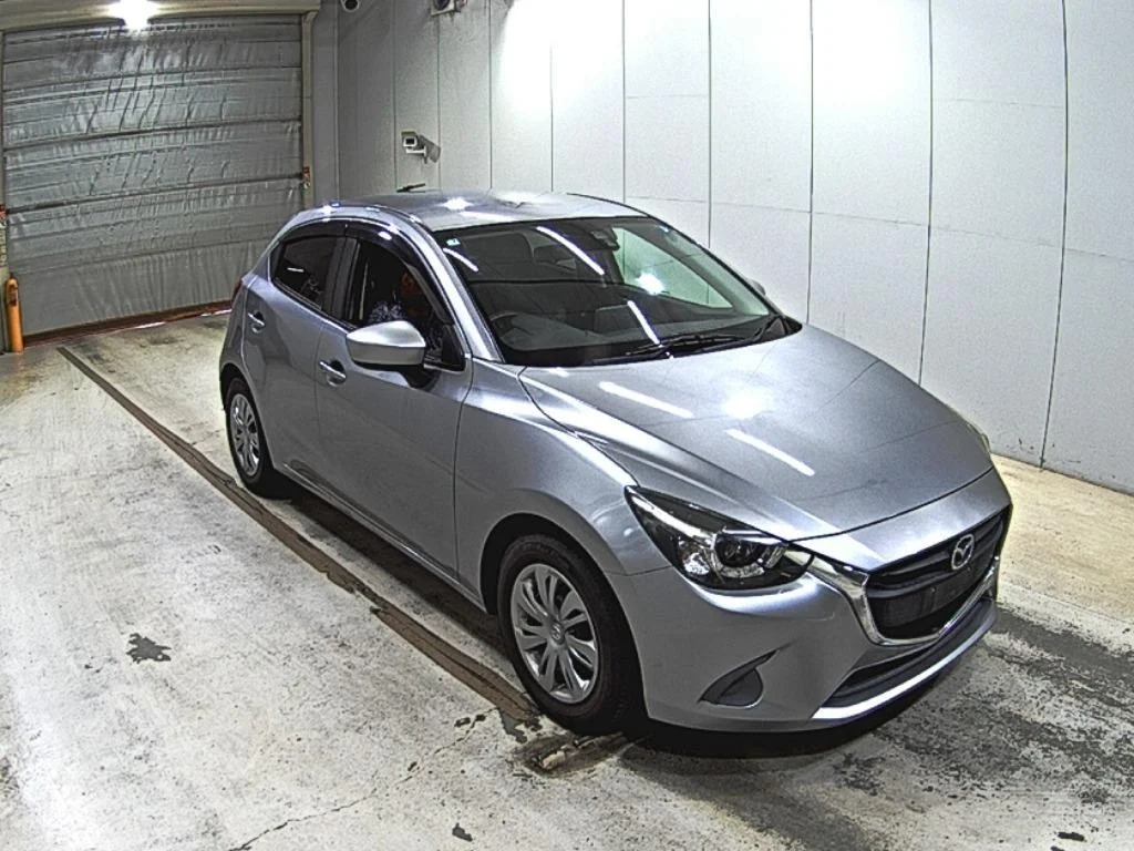 Mazda Demio 2015