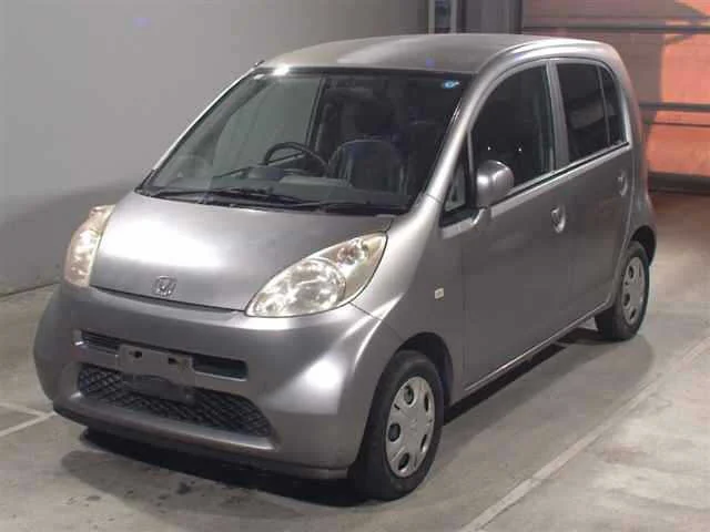Honda Life 2006
