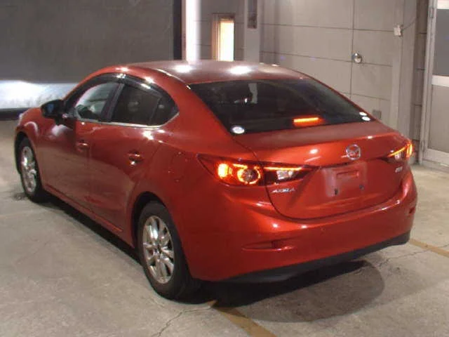 Mazda Axela  с аукциона в Японии
