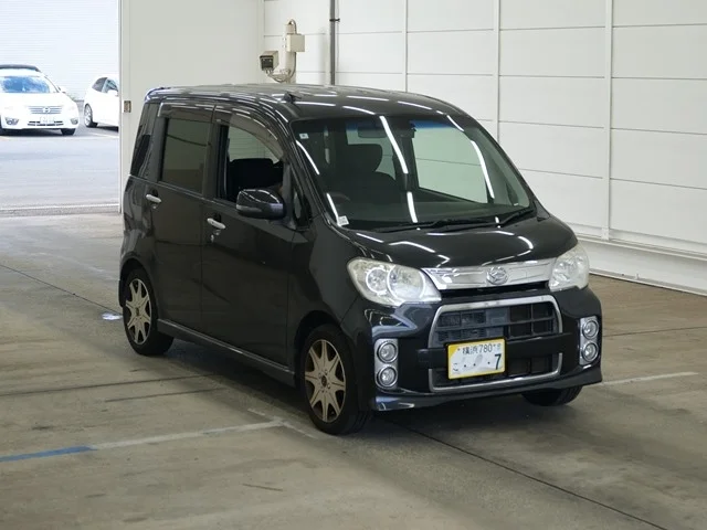 Daihatsu Tanto Exe 2012