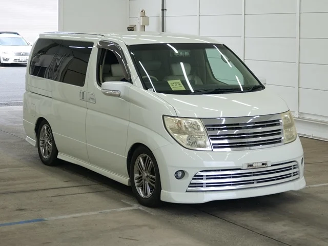 Nissan Elgrand 2006