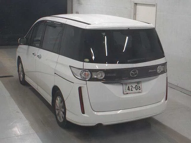 Mazda Biante 2011
