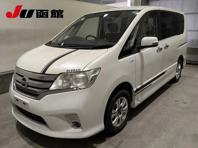 Nissan Serena  с аукциона в Японии