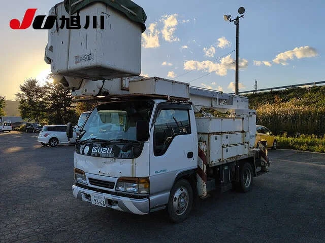 Isuzu Elf  с аукциона в Японии