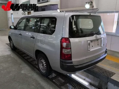 Toyota Succeed