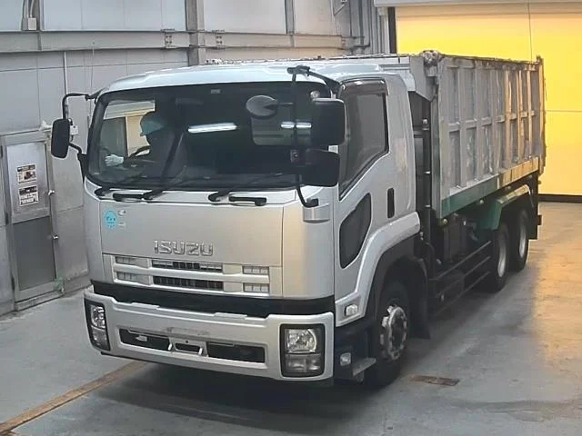 Isuzu Forward  с аукциона в Японии