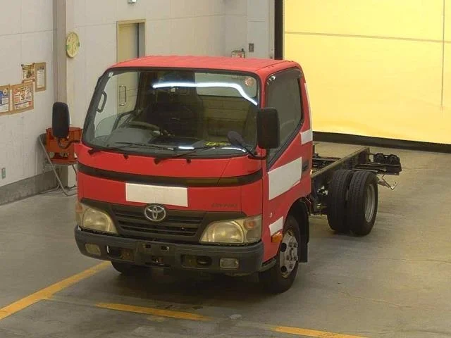 Toyota Dyna  с аукциона в Японии