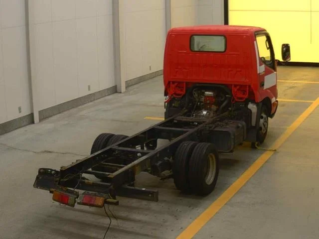 Toyota Dyna  с аукциона в Японии