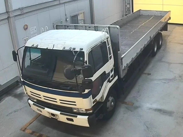 Nissan UD  с аукциона в Японии