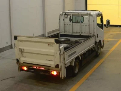 Nissan Atlas