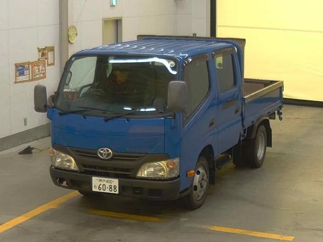 Toyota ToyoAce  с аукциона в Японии