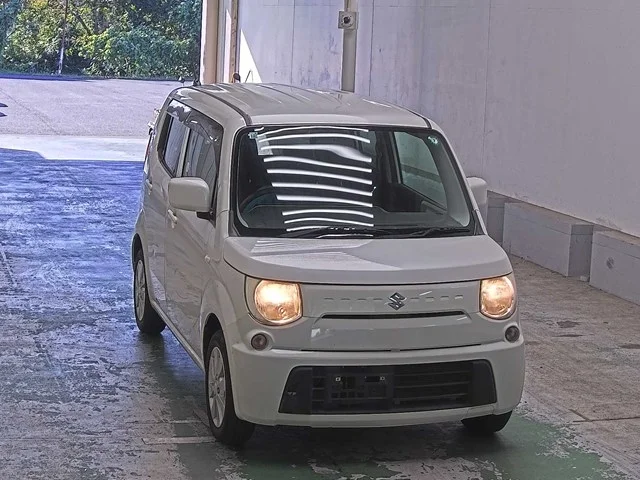 Suzuki MR Wagon 2013