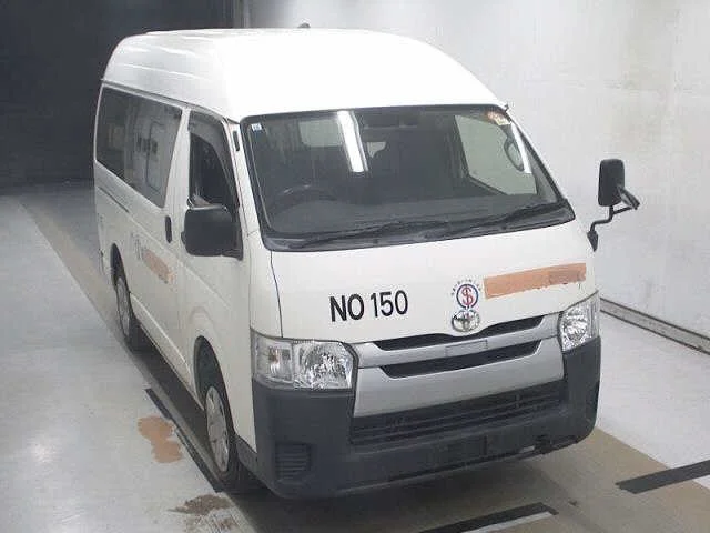 Toyota HiAce Van 2019