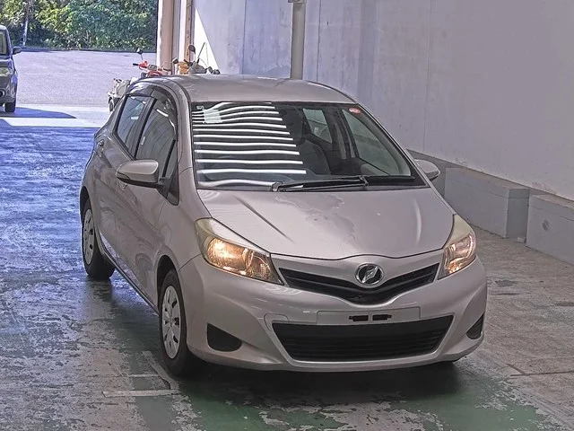Toyota Vitz 2012