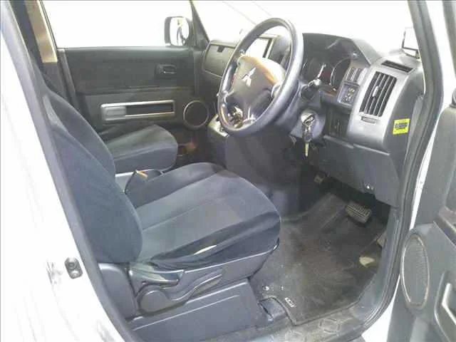 Mitsubishi Delica D:5  с аукциона в Японии