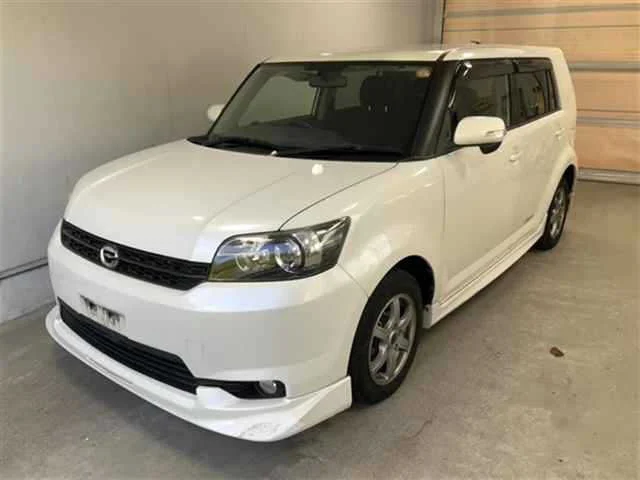 Toyota Corolla Rumion 2010