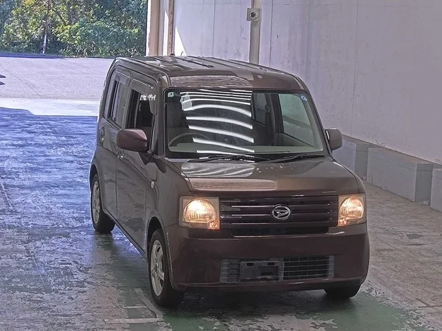 Daihatsu Move Conte 2010