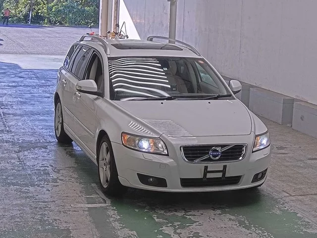 Volvo V50  с аукциона в Японии
