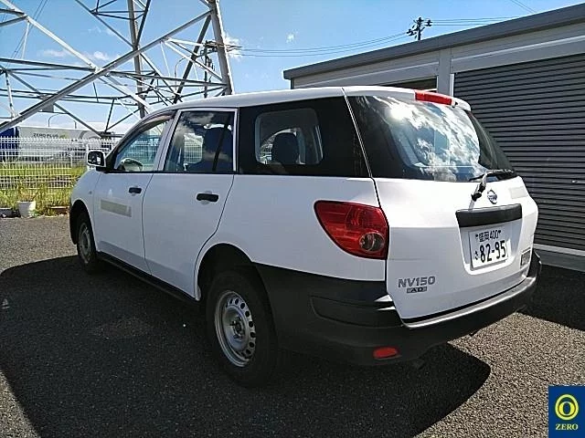 Nissan AD 2019