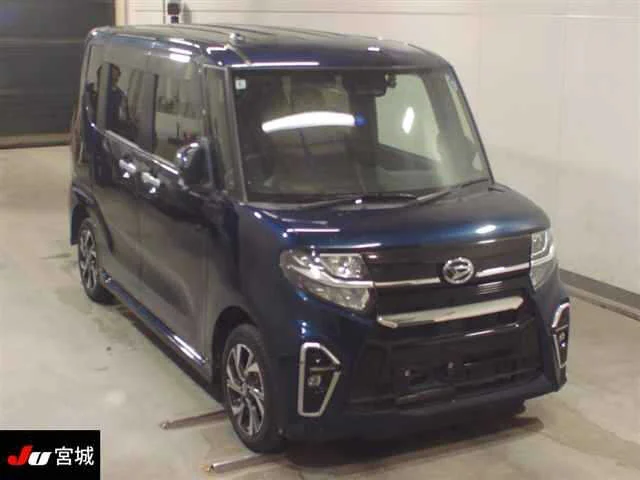 Daihatsu Tanto 2022